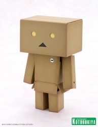 Kotobukiya - Yotsubato! Danboard Plastic Model Kit 