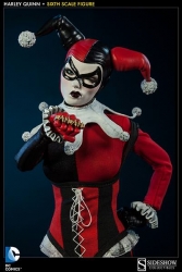 Sideshow - DC Comics - 1/6 Scale Harley Quinn Action Figure
