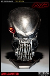 Sideshow - Bone Grill Predator Mask Prop Replica
