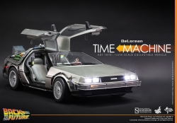 Hot Toys - 1/6 Scale Back to the Future - DeLorean Collectible Vehicle