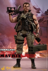 Hot Toys - Commando - John Matrix Collectible Figure