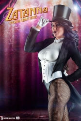 Sideshow - DC Comics Collectibles - Zatanna Premium Format Statue