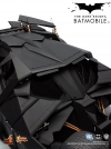 thumb_23_hottoys_batmobile_8.jpg