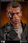 Sideshow - Terminator 2 - T-800 Terminator Battle Damaged Premium Format Statue